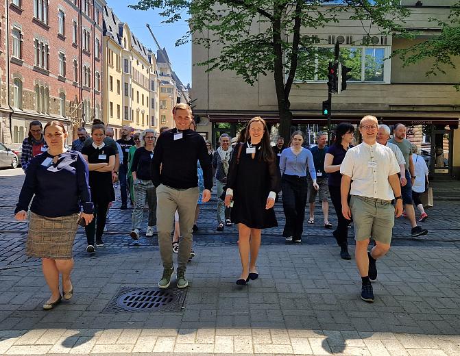 Kuvassa on Preciliencen projektitiimiläisiä.